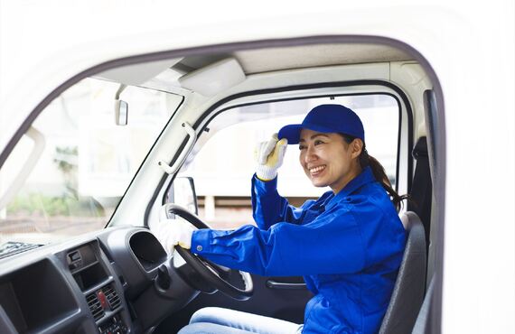 お荷物の確実な運搬にチャーター便や貸切便を提案 | 群馬で配送なら赤帽群馬県軽自動車運送協同組合 赤帽群馬運送